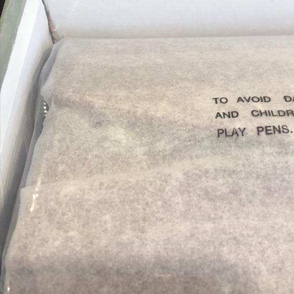 Red Lucite Resin Hard Clutch with Chain inside-boutique - Picture 3 of 12